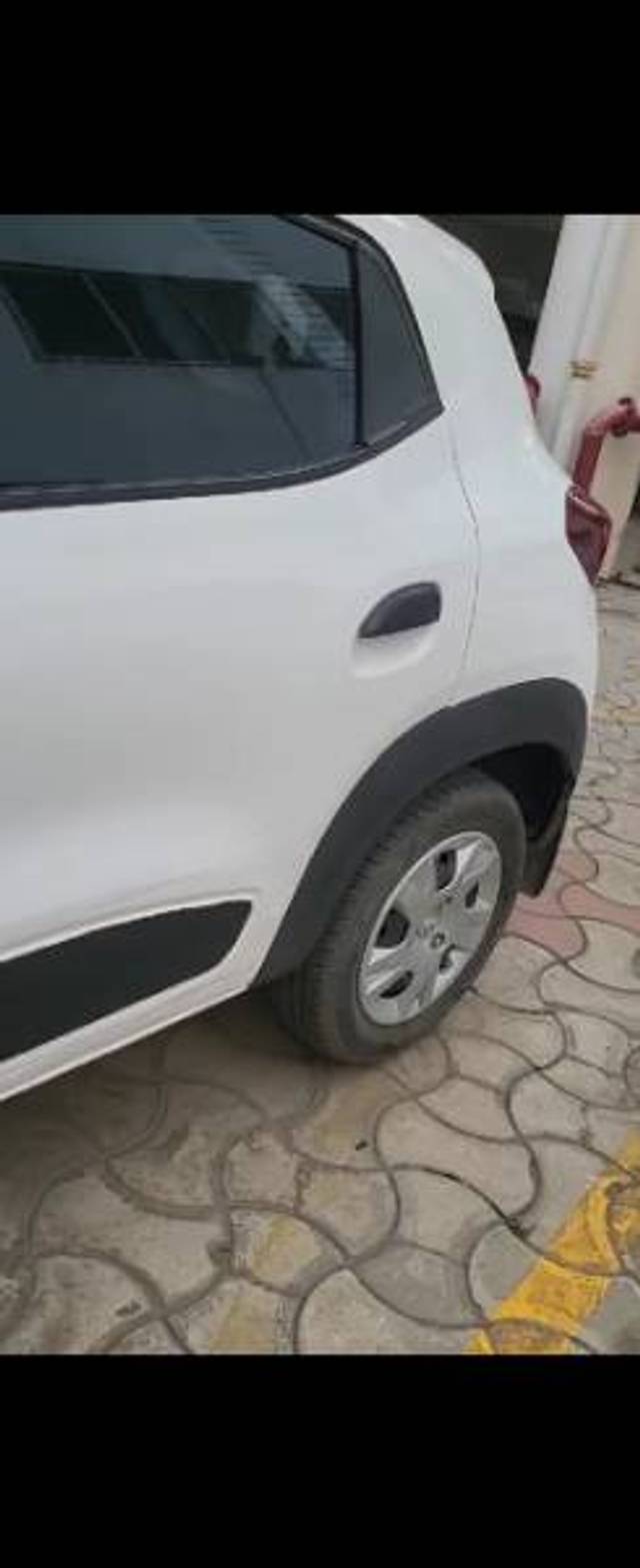 https://images10.gaadi.com/usedgaadi-sellcar/UsedCar/3bc74a5d-c232-4d42-9bcc-2dcdb76fdb1c/71e491b6-9ebc-4bf7-be49-58f33466cfd5.jpg?imwidth=6401