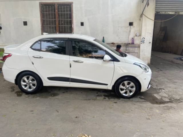 https://images10.gaadi.com/usedgaadi-sellcar/UsedCar/3bd306d5-e9cd-4fa3-8cd2-48d57e94879b/1fa11a83-191a-40ca-aa02-0830cc5b2e1a.jpeg?imwidth=6401