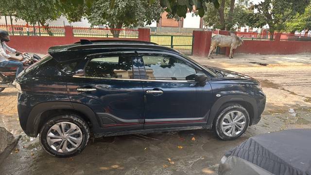 https://images10.gaadi.com/usedgaadi-sellcar/UsedCar/3c509052-a051-4df3-924a-117f08e4278d/100b2c3e-0416-4fcf-be7e-96022c91b17d.jpg?imwidth=6401