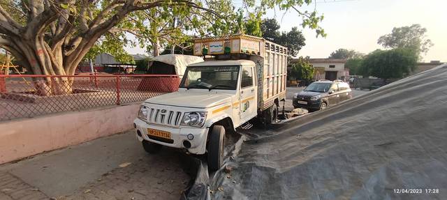 https://images10.gaadi.com/usedgaadi-sellcar/UsedCar/3c558832-9ebe-4cd6-9f2e-860cb336e347/a5bdf327-2c75-4857-8bdf-ac49f5a4ad93.jpg?imwidth=6401