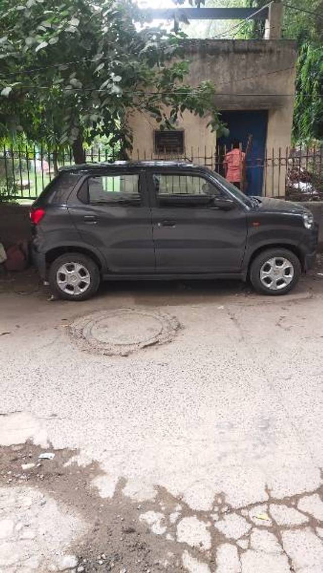 https://images10.gaadi.com/usedgaadi-sellcar/UsedCar/3c6d5c6c-b8b3-414f-85d0-529ab4873fde/99edc9a1-99ae-43eb-a870-d5da2baf24d7.jpg?imwidth=6402