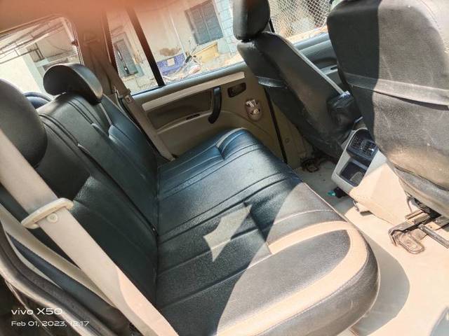 https://images10.gaadi.com/usedgaadi-sellcar/UsedCar/3ccf3074-6b74-437a-870b-1d4c97e1c0b4/cab50e4d-bd87-4a8a-9391-053f7fcec440.jpg?imwidth=6402