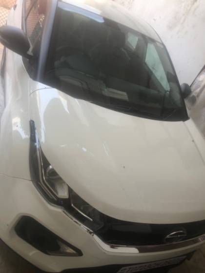 Tata Nexon XE Tata Nexon XE