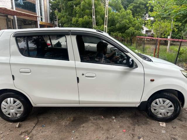 https://images10.gaadi.com/usedgaadi-sellcar/UsedCar/3da96404-1719-474a-9afb-af1b4f2c0e89/3ecfa663-26a5-48b1-953b-ed0f8cba264d.jpeg?imwidth=6401