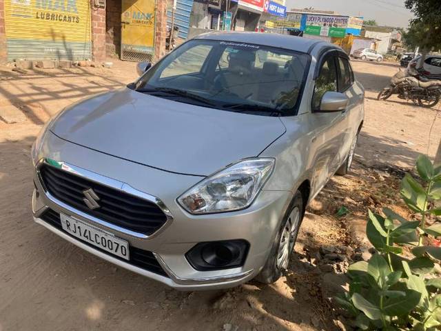 https://images10.gaadi.com/usedgaadi-sellcar/UsedCar/3db0d28d-6491-43a4-8b13-a0c905ae9278/4c96c9c7-289d-44f4-a3ee-9a7062b90f4c.jpg?imwidth=6401