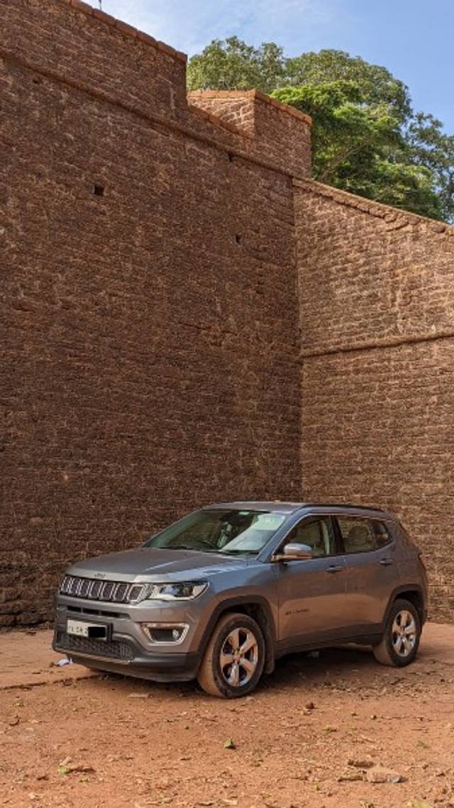 https://images10.gaadi.com/usedgaadi-sellcar/UsedCar/3e023c9c-37d7-40ef-be79-ed95cc9c76b4/6d5ace1a-2833-48f0-b54a-f51edc3c3194.jpeg?imwidth=6402