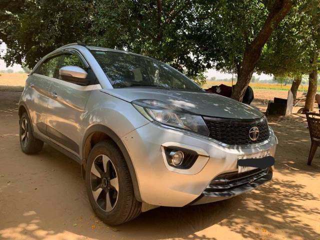 https://images10.gaadi.com/usedgaadi-sellcar/UsedCar/3e04b783-df9b-453a-b4b5-f8f47d147bdd/bba89295-99fb-4157-9866-984dbb2ed059.jpg?imwidth=6400