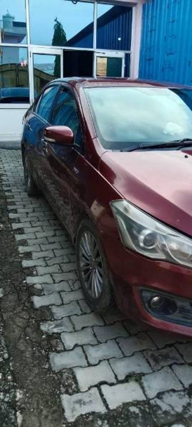 https://images10.gaadi.com/usedgaadi-sellcar/UsedCar/3e058fc8-93c1-4286-8b7f-c06e3a92137d/dfb66f45-bb98-43a7-af09-56a211b6d455.jpg?imwidth=6400