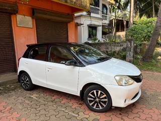 Toyota Etios Liva Toyota Etios Liva 1.2 V Dual Tone