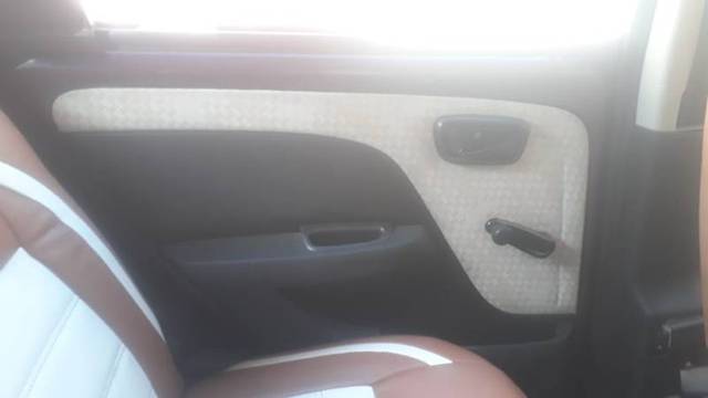 https://images10.gaadi.com/usedgaadi-sellcar/UsedCar/3e9ed901-bc1e-426b-b75a-da62b6b6ceec/2ecd44f4-c2bc-4b19-87ac-ce19f9393e12.jpeg?imwidth=6401