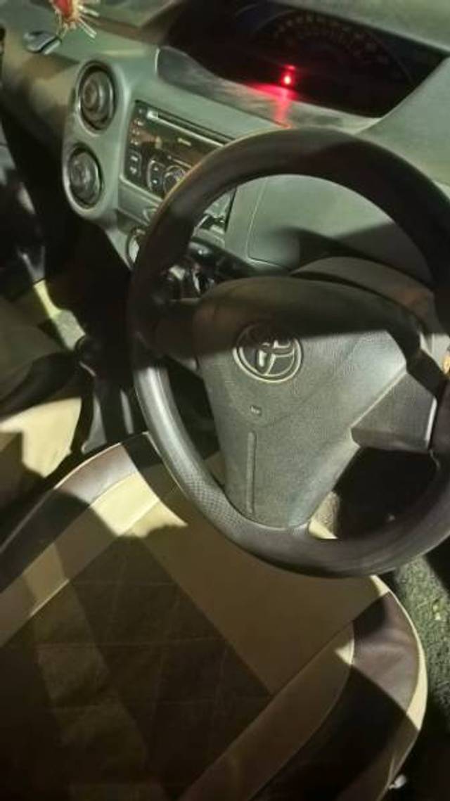 https://images10.gaadi.com/usedgaadi-sellcar/UsedCar/3ef4c19a-8815-4c6e-8327-91dd474ac668/8270a850-77d6-434e-a44a-8eca9ec20dab.jpg?imwidth=6401