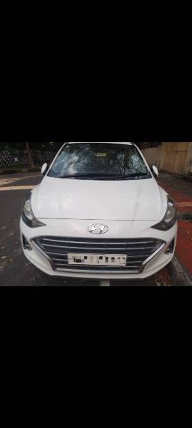 https://images10.gaadi.com/usedgaadi-sellcar/UsedCar/3f0b30c4-da69-4473-ae24-53536ce8bf26/51cff065-798f-4023-a64b-94fc8e73a6e8.jpg?imwidth=6401