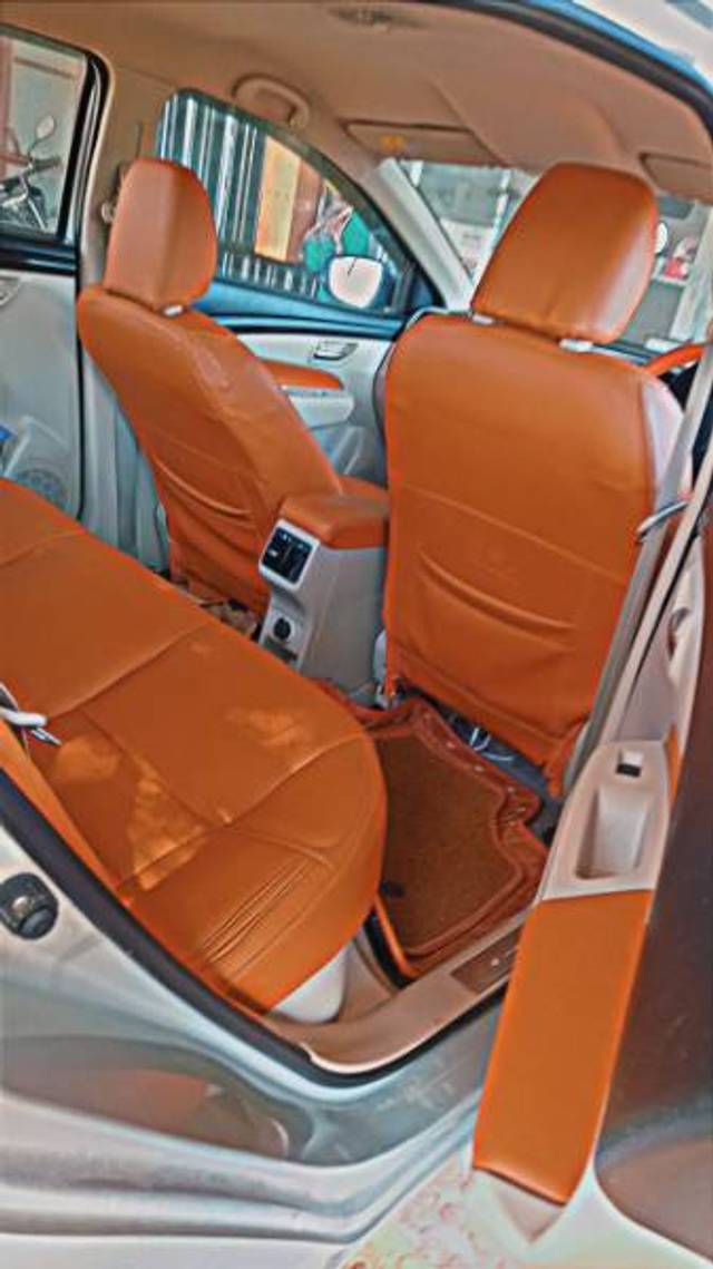 https://images10.gaadi.com/usedgaadi-sellcar/UsedCar/3f0c7b97-805a-44e4-a37c-aa77b7b8cf27/a8b26292-cc1e-4cb5-8fbd-b70ae418577b.jpg?imwidth=6401