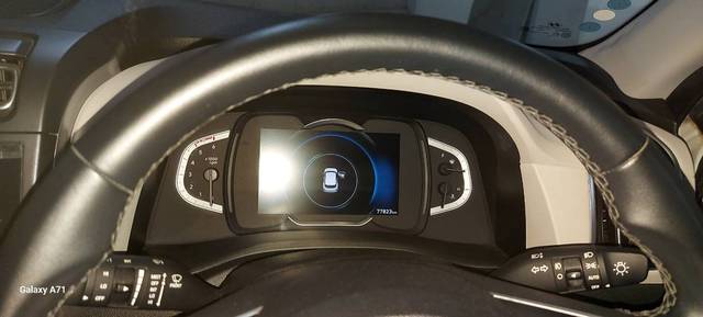 https://images10.gaadi.com/usedgaadi-sellcar/UsedCar/3f255dfb-01a7-480d-9527-28a0527b2e45/273e5879-503d-4c27-bf4a-7d9991c2619e.jpg?imwidth=6402