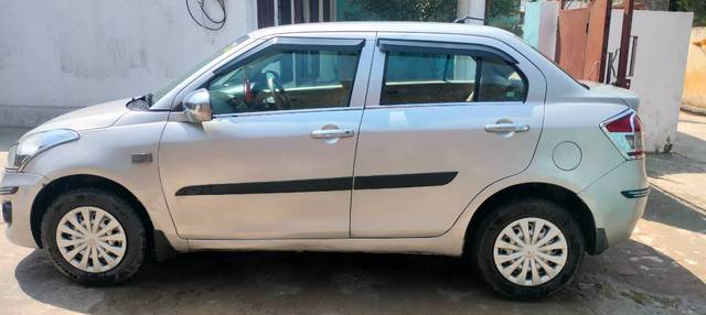 https://images10.gaadi.com/usedgaadi-sellcar/UsedCar/3f5aa981-53e3-4d65-9316-f19af6b15ea3/86fee005-a493-435a-95ae-bf02d2427830.jpg?imwidth=6400