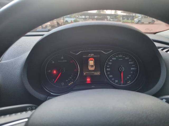 https://images10.gaadi.com/usedgaadi-sellcar/UsedCar/3f63985a-4318-4f6c-bd42-1df64e6f6447/f113480f-0d6a-4453-81db-be5db3b3a68d.jpg?imwidth=6401