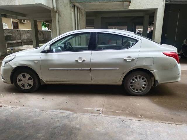 https://images10.gaadi.com/usedgaadi-sellcar/UsedCar/4013c63b-0b6a-4e59-bffa-11baa91cc57b/ce7b8fd9-c6a5-45e6-9f27-678c85b0a566.jpg?imwidth=6401