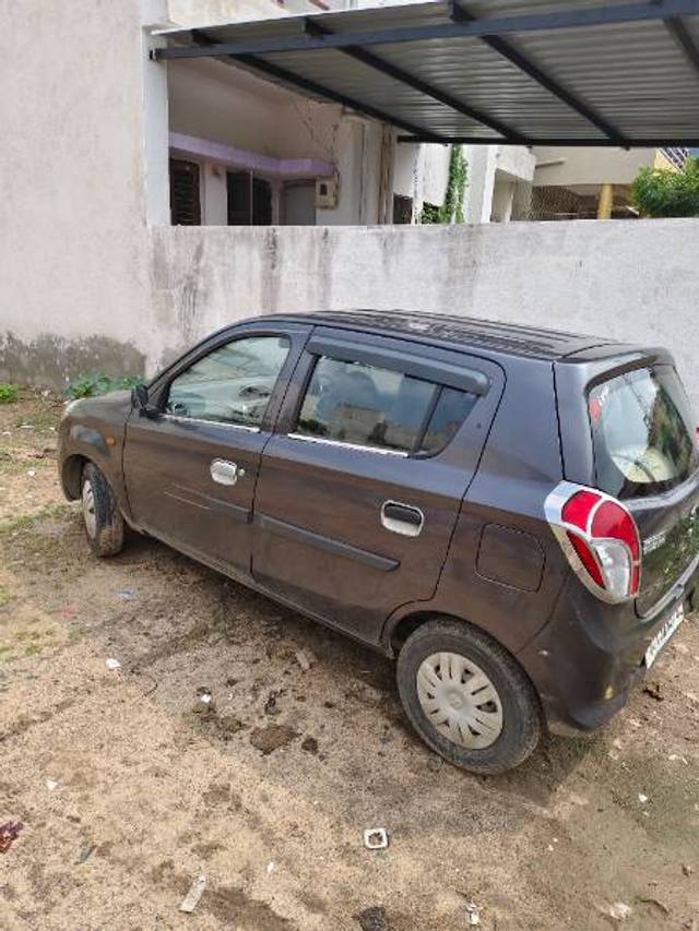 https://images10.gaadi.com/usedgaadi-sellcar/UsedCar/401a4f5b-246a-44ed-bc67-b601fdefd3f6/0b47f240-039a-4967-9e17-a30fd97fdf98.jpg?imwidth=6400