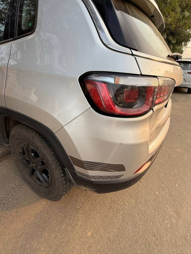 https://images10.gaadi.com/usedgaadi-sellcar/UsedCar/4089f0c8-d1df-4106-8dfd-15dc93d0ed79/b579effa-2060-4b7d-ac97-4876fb537702.jpeg?imwidth=6401