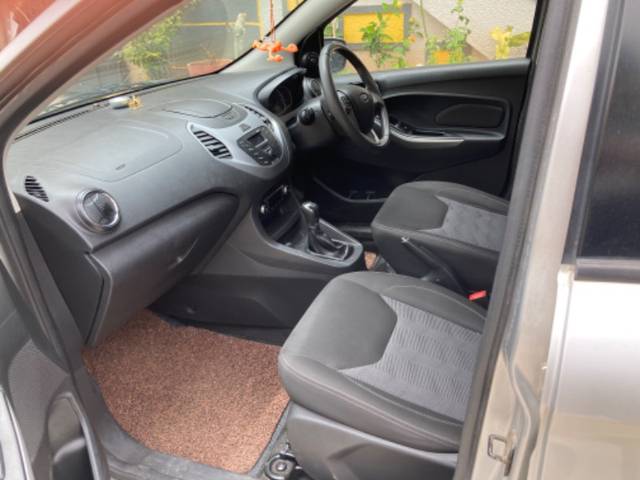 https://images10.gaadi.com/usedgaadi-sellcar/UsedCar/408b0afb-88f9-4477-91a9-aa373de74c1b/efe6497d-61f3-4771-852e-2b73557b1df1.jpeg?imwidth=6401