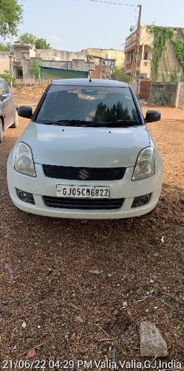 https://images10.gaadi.com/usedgaadi-sellcar/UsedCar/40a85450-9909-4500-a7d9-051b4585d76e/14ac9f5e-98eb-4355-9a7c-7fa2f15aa6e8.jpeg?imwidth=6400