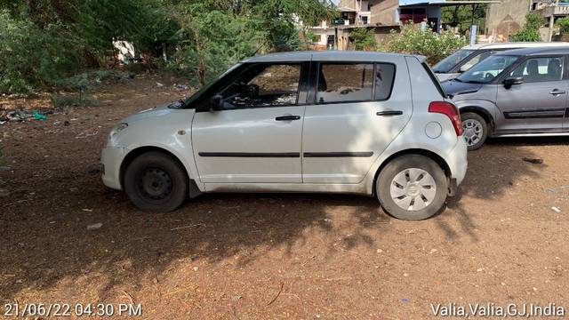 https://images10.gaadi.com/usedgaadi-sellcar/UsedCar/40a85450-9909-4500-a7d9-051b4585d76e/25d59b29-7017-47fb-874e-c5c02f32e3a0.jpeg?imwidth=6402