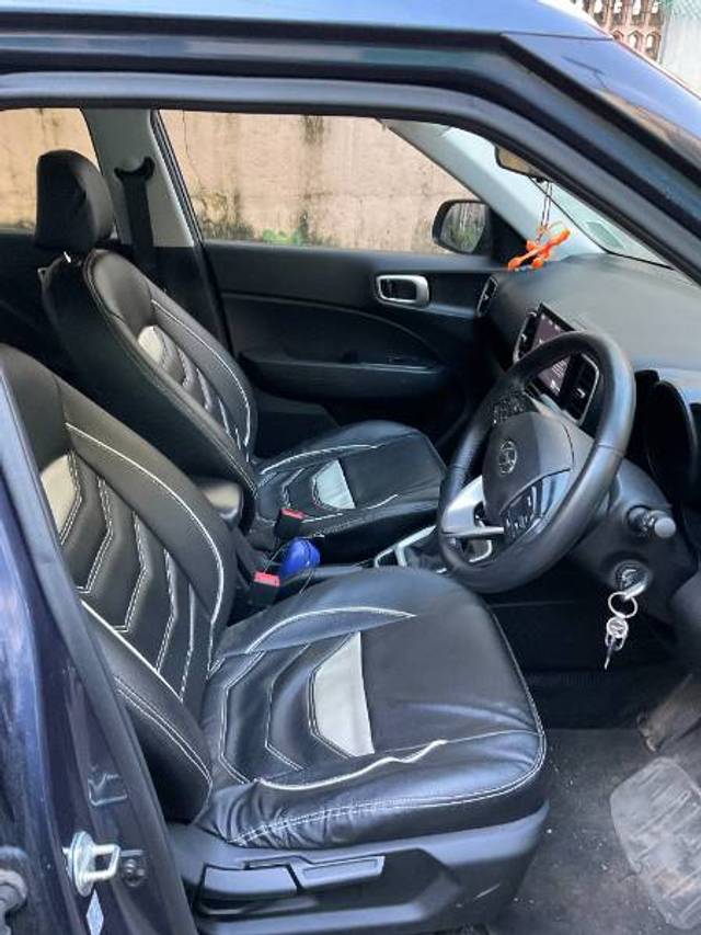 https://images10.gaadi.com/usedgaadi-sellcar/UsedCar/40e6d299-cf07-4363-8d0c-3a9dbffb33b2/486a3531-da1c-4ce2-897c-ca2fc00e1112.jpg?imwidth=6402