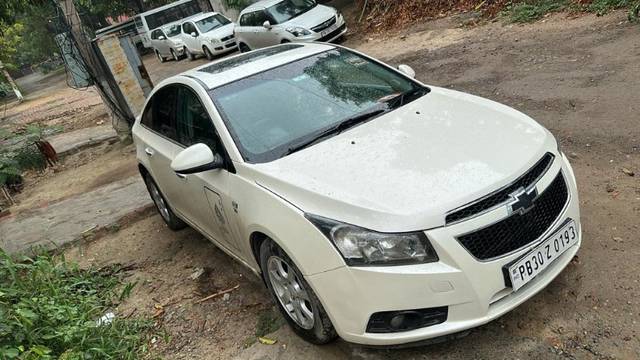 https://images10.gaadi.com/usedgaadi-sellcar/UsedCar/40ea788b-5a27-437b-8f28-46bb2450643d/38bc438e-dc0d-4b27-ba5b-13d69ffc2409.jpeg?imwidth=6400