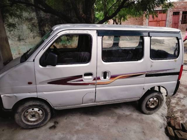 https://images10.gaadi.com/usedgaadi-sellcar/UsedCar/411bcc66-6a23-48d7-b78d-d1ff7c13a790/8841ec79-c541-4bc5-bff3-49aca6b9a748.jpg?imwidth=6402