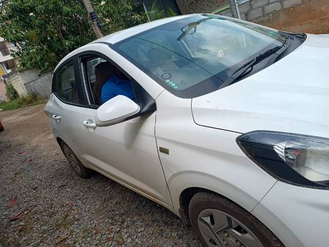 https://images10.gaadi.com/usedgaadi-sellcar/UsedCar/4126a580-7494-4625-bda5-c3e4dc74c873/ae046d3e-c10e-4990-a077-3cda375cdb7c.jpg?imwidth=6401