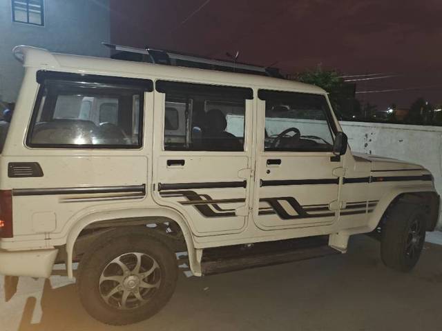 https://images10.gaadi.com/usedgaadi-sellcar/UsedCar/413282a3-69ee-4035-9500-a405b4182f25/7bf09e98-d24b-40ed-a44f-dfc98cdd05fe.jpg?imwidth=6400