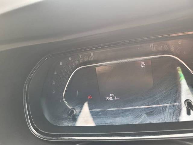 https://images10.gaadi.com/usedgaadi-sellcar/UsedCar/414195e9-6899-46e2-835f-7fb65bc55010/b07db068-9f76-453d-a52e-dc098cfa0a08.jpeg?imwidth=6402