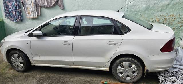 https://images10.gaadi.com/usedgaadi-sellcar/UsedCar/41afe0a3-9cb6-4ed2-862f-0d9b8016c843/fef77f23-b3a5-4278-8508-aa99548b91c2.jpg?imwidth=6400