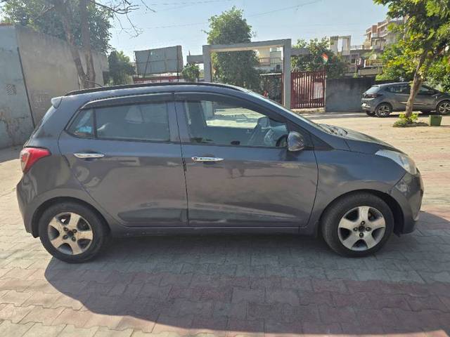 https://images10.gaadi.com/usedgaadi-sellcar/UsedCar/41cd749e-0cbc-499c-8888-f37aabb0888f/f05bee68-b097-46da-8046-69770d5cb04c.jpg?imwidth=6401