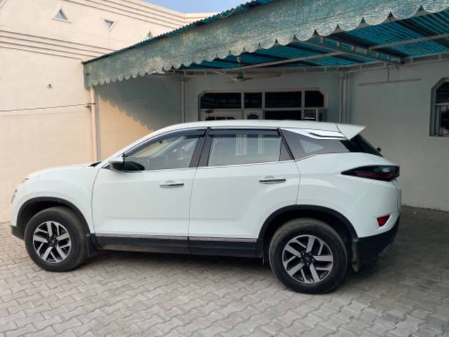 https://images10.gaadi.com/usedgaadi-sellcar/UsedCar/41ce99f9-7825-4714-8150-0f6576d38b8e/c8f8d3a5-d683-4442-9376-fbb41f5f1761.jpeg?imwidth=6402