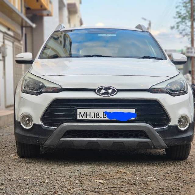 https://images10.gaadi.com/usedgaadi-sellcar/UsedCar/41d53d7b-4752-4746-a90a-3d676cb0f5e8/842370a0-e6a6-484b-82a7-b2755e4baff7.jpg?imwidth=6400