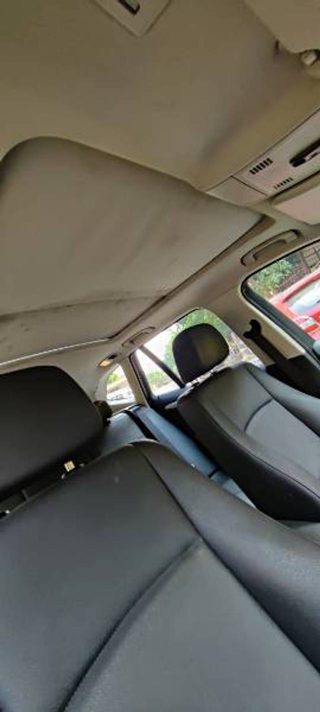 https://images10.gaadi.com/usedgaadi-sellcar/UsedCar/422a42ae-4133-4327-be5f-e067e07c5668/df4dd63b-e969-48bd-b5b4-e49257b7483b.jpg?imwidth=6402