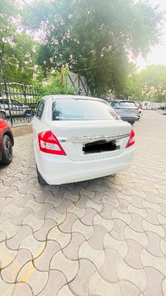 https://images10.gaadi.com/usedgaadi-sellcar/UsedCar/42452e42-95ee-4ab7-811c-e911e3d4677d/3a950ea9-affb-41c7-bf24-0acdca99e409.jpeg?imwidth=6402