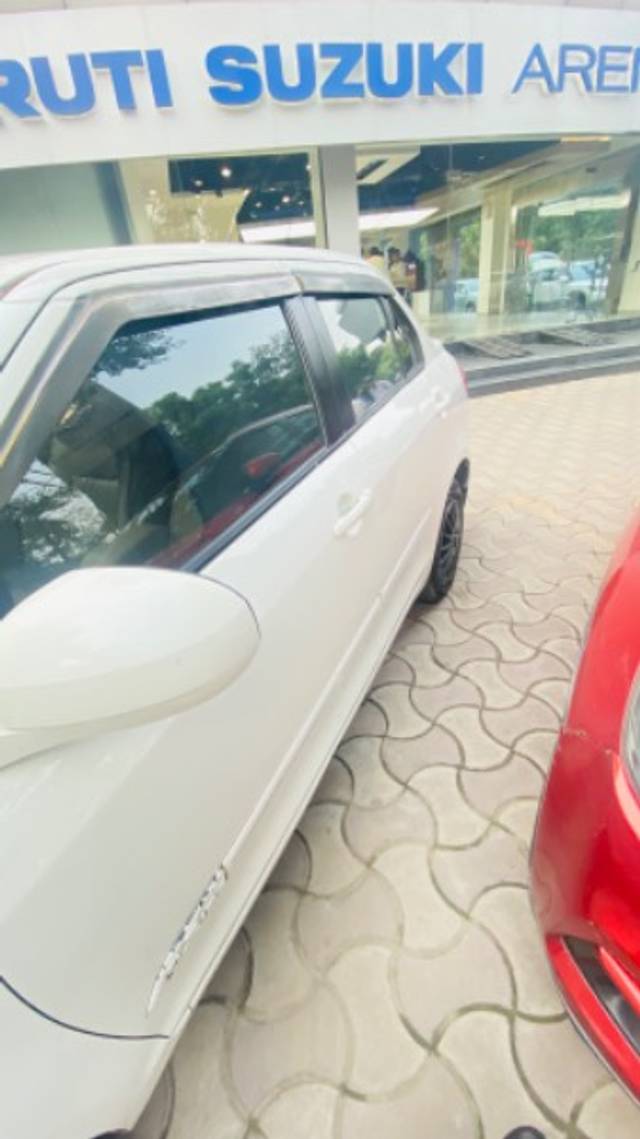 https://images10.gaadi.com/usedgaadi-sellcar/UsedCar/42452e42-95ee-4ab7-811c-e911e3d4677d/b2b8c9bc-5511-4dbf-a4d0-9d2bcdb68f60.jpeg?imwidth=6401
