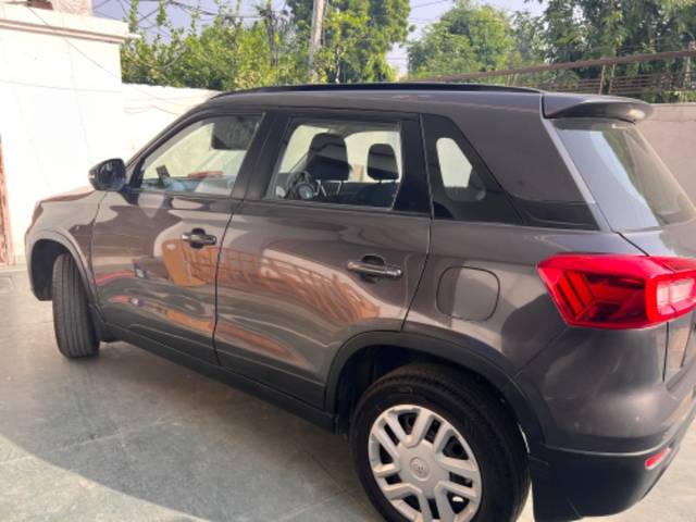 https://images10.gaadi.com/usedgaadi-sellcar/UsedCar/426d2fa3-c768-4933-9a28-4b59820afb5a/8fff93cf-2c78-4144-9229-041f8230f1d2.jpeg?imwidth=6402