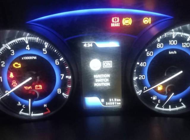 https://images10.gaadi.com/usedgaadi-sellcar/UsedCar/42cb91b4-2106-45ad-bae4-8f4d422a898f/1dcae991-b29e-4a1a-a348-de5bdac022a1.jpg?imwidth=6401