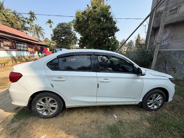 https://images10.gaadi.com/usedgaadi-sellcar/UsedCar/43194ad6-d13c-4a39-b532-e29fc63d7094/4cd4de55-85e5-45c7-ab50-c8f9ad47fc14.jpeg?imwidth=6401