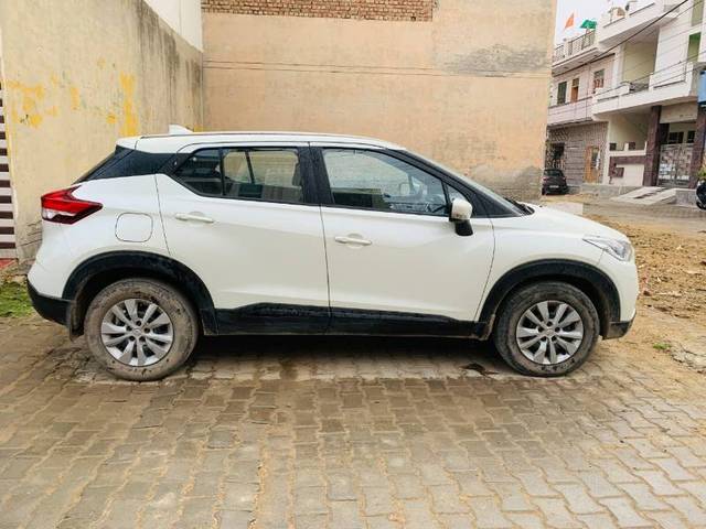 https://images10.gaadi.com/usedgaadi-sellcar/UsedCar/4334d73b-5e12-4b7c-8cb1-d55f4da89f7a/98b874cd-b903-4aec-b2a8-1693d8ae8868.jpg?imwidth=6401