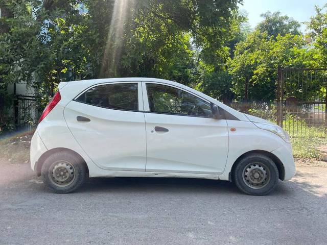 https://images10.gaadi.com/usedgaadi-sellcar/UsedCar/433c1cfe-fb6a-49f1-a393-a148ea0c7923/9f3a4fea-03fb-47e6-99e4-cb59f4d40864.jpg?imwidth=6401