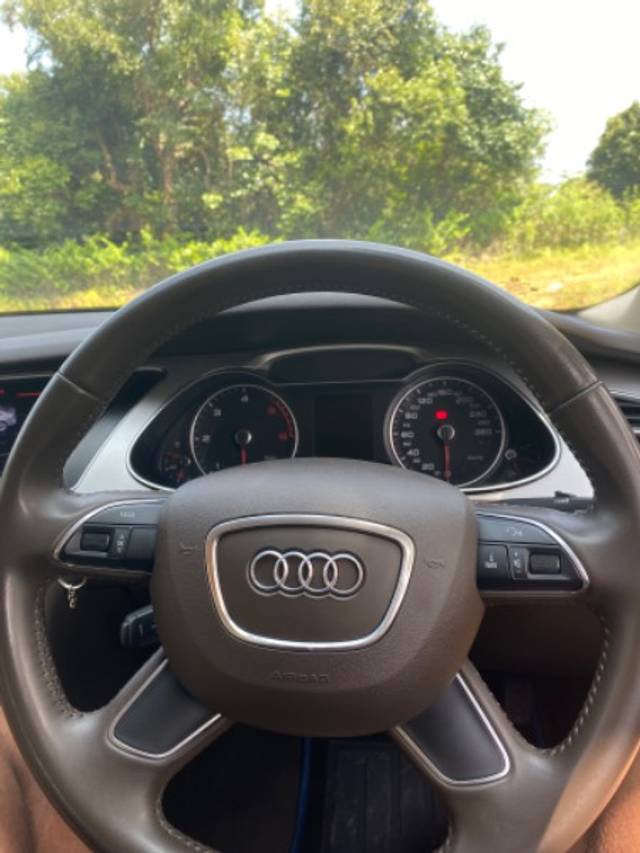 https://images10.gaadi.com/usedgaadi-sellcar/UsedCar/43560b0a-c3b8-4e8a-9ef2-201f578a4563/a4f5d081-8528-4f00-8f55-608c29db656b.jpeg?imwidth=6401