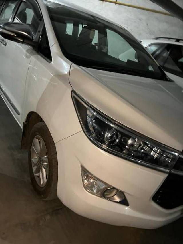 https://images10.gaadi.com/usedgaadi-sellcar/UsedCar/4372e3c3-7c07-4c93-9944-9efaf622e05b/07d8ef03-21db-4a9c-907c-7bcf2ec987ce.jpg?imwidth=6401