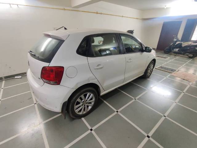 https://images10.gaadi.com/usedgaadi-sellcar/UsedCar/43d0ee75-461f-4c9d-ae49-b3eca6b5f368/ff14ae9c-1abe-42e0-bc14-41bddc502438.jpg?imwidth=6402