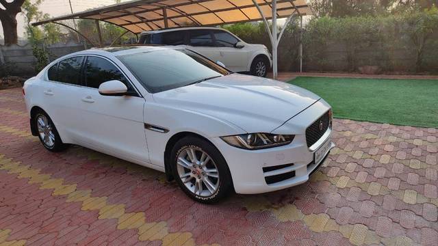 https://images10.gaadi.com/usedgaadi-sellcar/UsedCar/4429ac91-0e88-4b2d-babf-877ed1e5ced1/3b3f9a94-1729-4428-b185-5c903b252361.jpeg?imwidth=6400