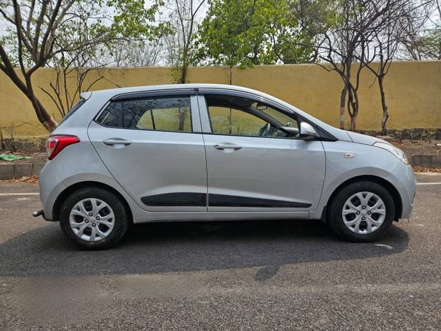 https://images10.gaadi.com/usedgaadi-sellcar/UsedCar/442ef9f7-8b20-4442-9319-67b9d5f86eba/36ec3c41-03e4-41a8-bc5d-4cf1e531abba.jpg?imwidth=6401