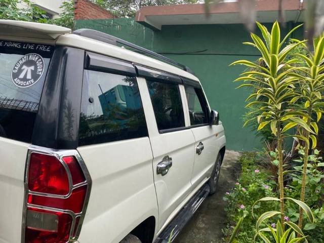 https://images10.gaadi.com/usedgaadi-sellcar/UsedCar/443fdc2c-15a6-41d3-b86c-656d72b97bbb/7506f5c4-ca92-4f66-a74d-7d44b86b1967.jpg?imwidth=6402